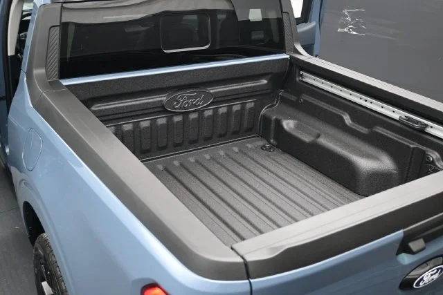 New 2026 Azure Gray Metallic Tri-Coat Ford Lariat® image 16