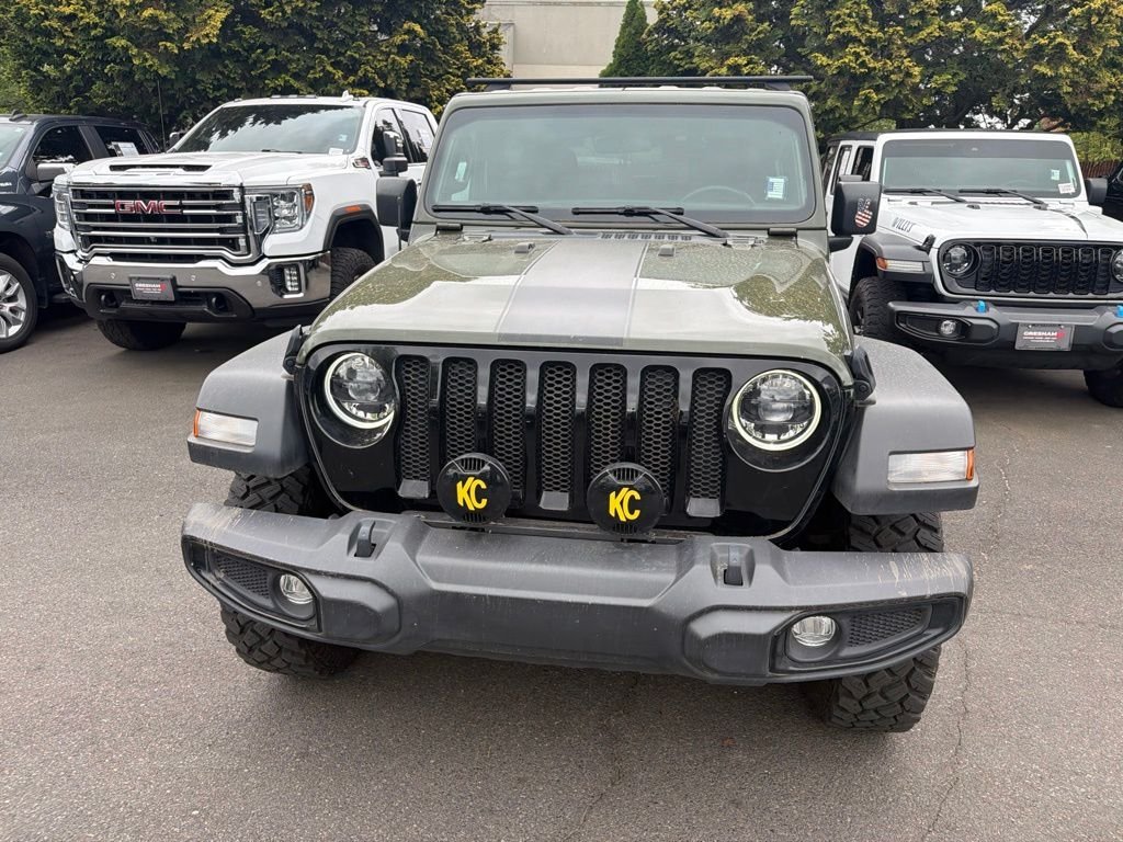 Certified Used 2023 Green Clearcoat Jeep Sport image 2