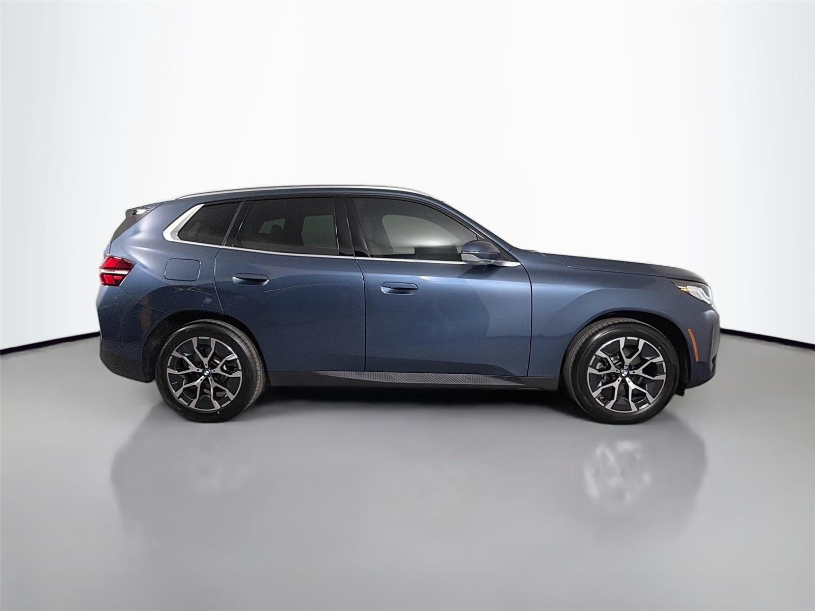 New 2026 Arctic Race Blue Metallic BMW 30 xDrive image 4