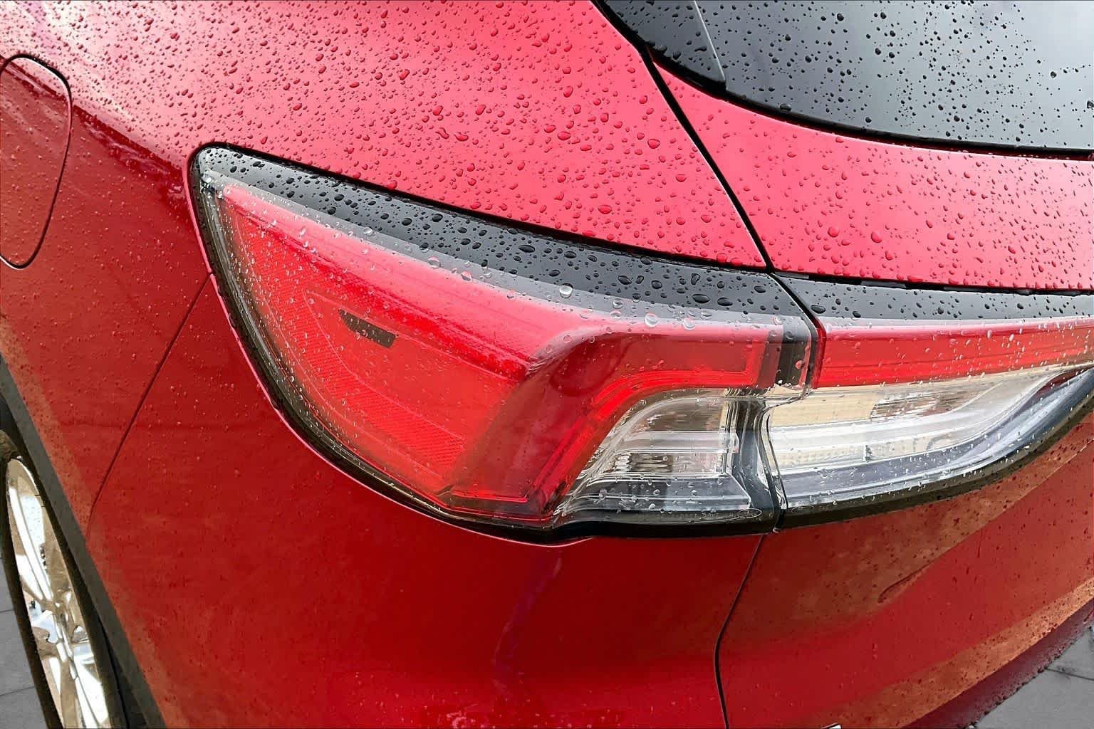 Used 2020 Rapid Red Metallic Tinted Clearcoat Ford SE image 26