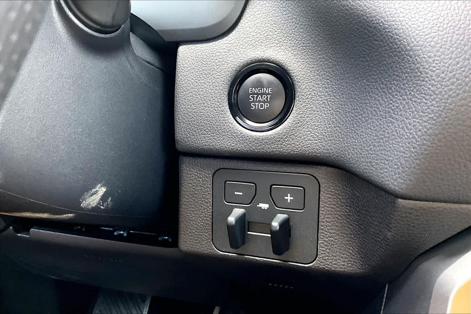 Used 2025 Magnetic Gray Metallic Toyota Limited image 33
