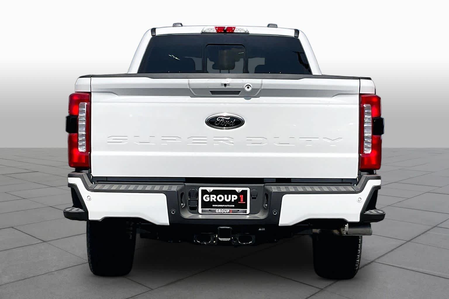 New 2026 Star White Metallic Tri-Coat Ford F-250® Lariat® image 4