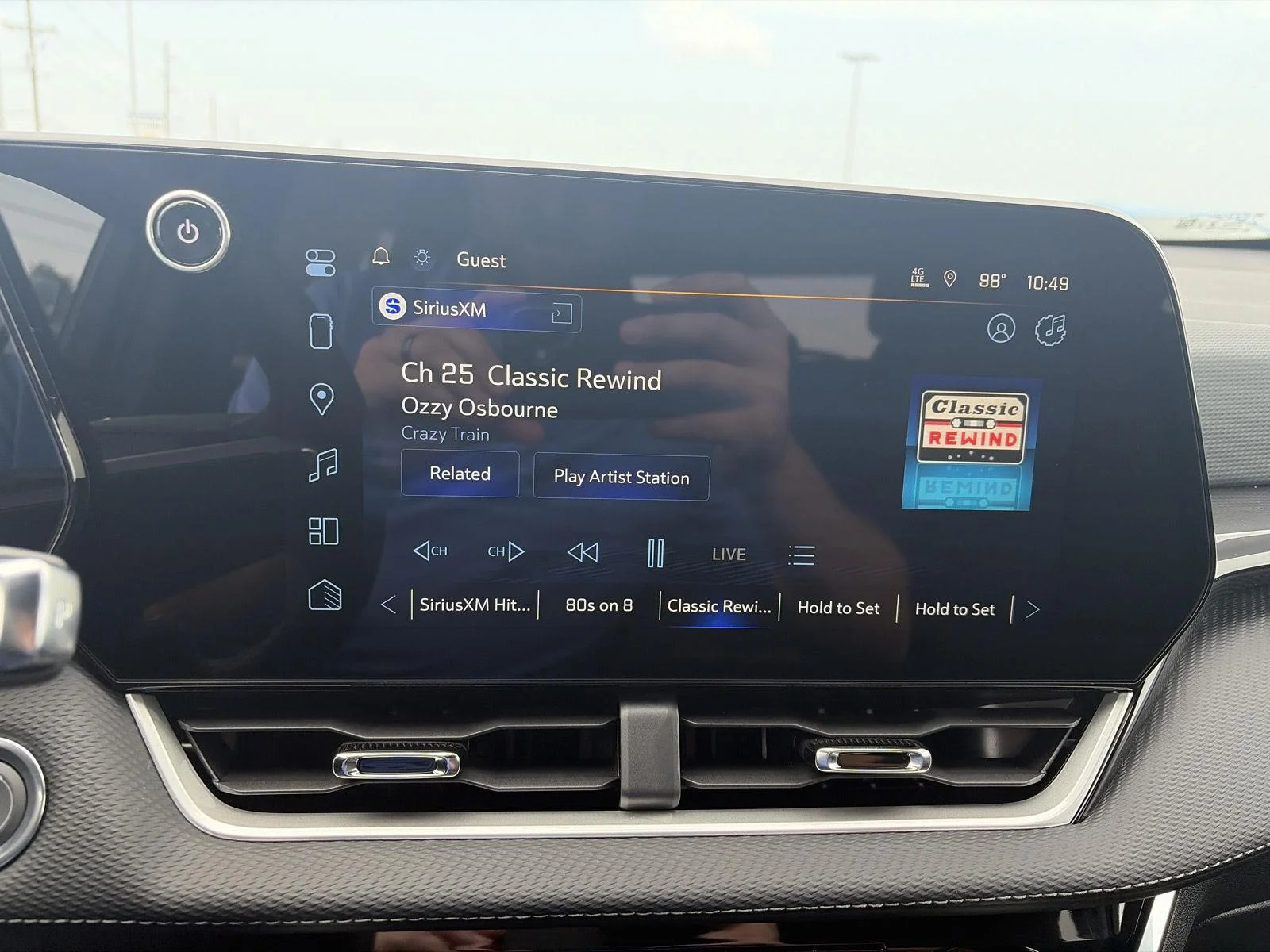 New 2027 Mosaic Black Metallic Chevrolet LT image 18