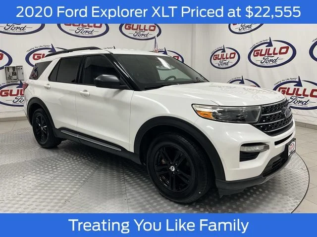 Certified Used 2020 White Metallic Ford XLT image 1