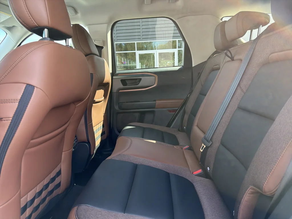 Certified Used 2025 Oxford White Ford Outer Banks image 35