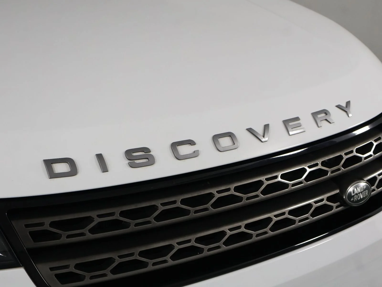 Used 2020 Fuji White Land Rover SE image 26