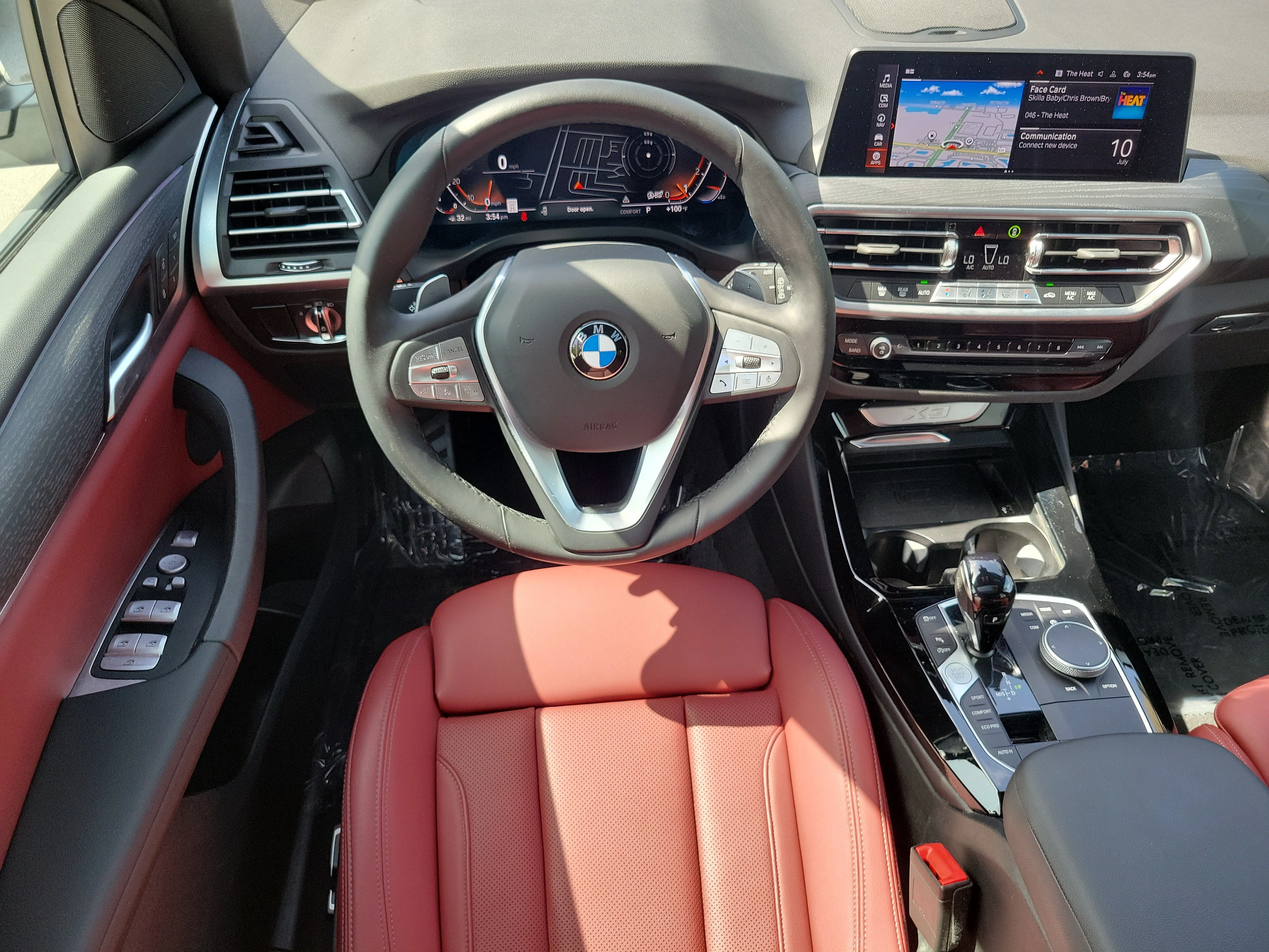 Used 2024 Alpine White BMW sDrive30i image 14