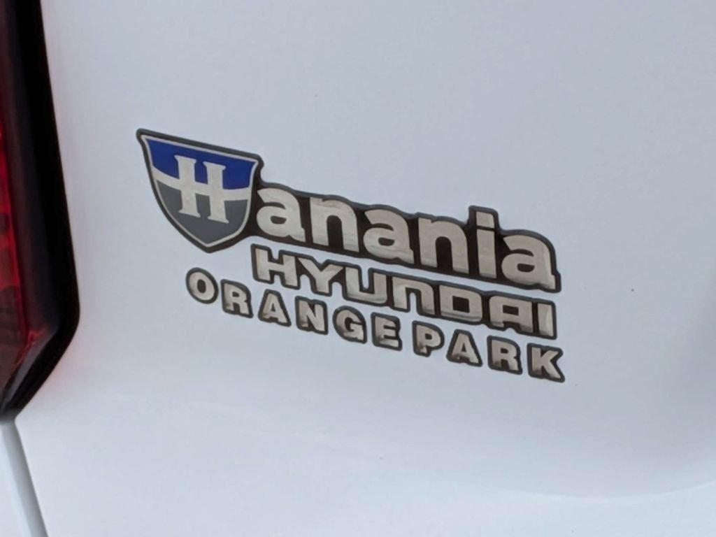 Used 2023 White Kia LX image 17