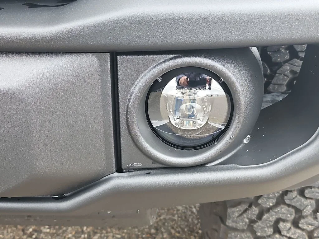 New 2025 Oxford White Ford Badlands® image 19