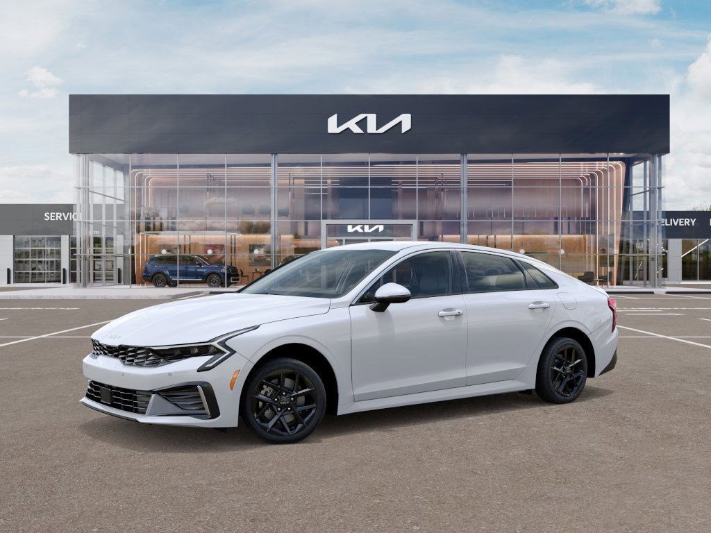 2026 Kia K5 LXS photo 3