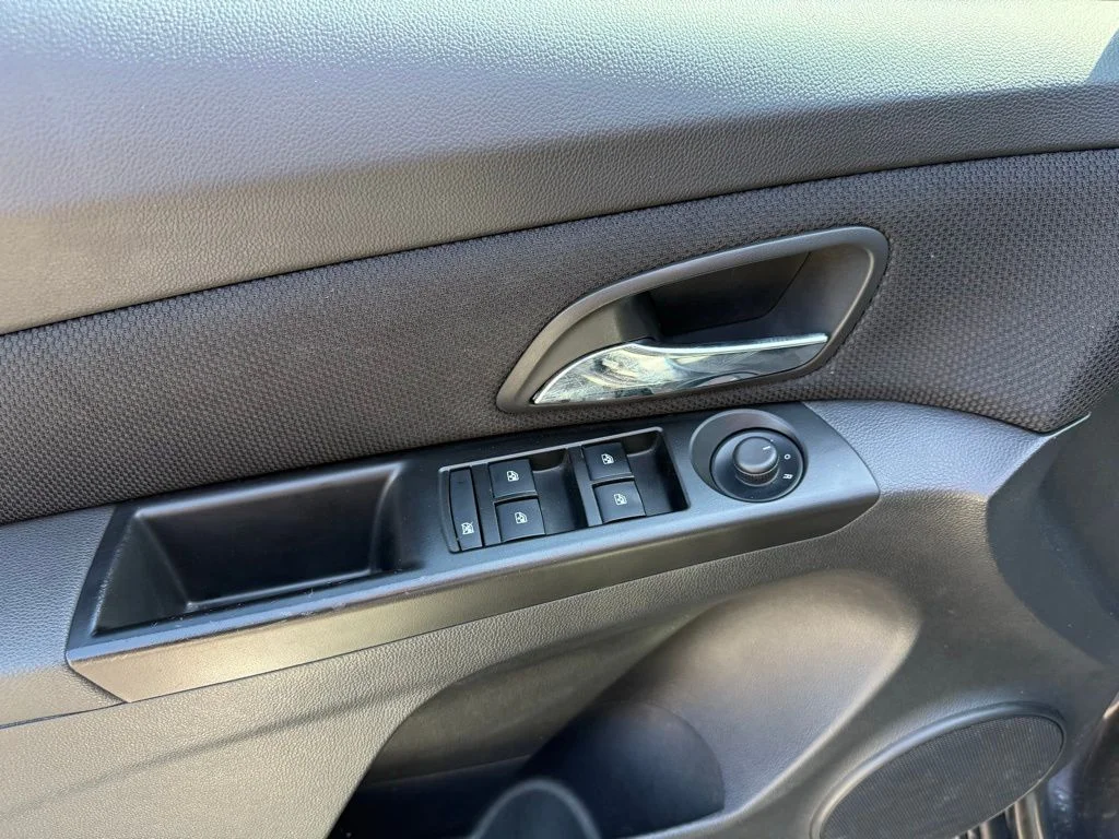 Used 2014 Gray Chevrolet LTZ image 14