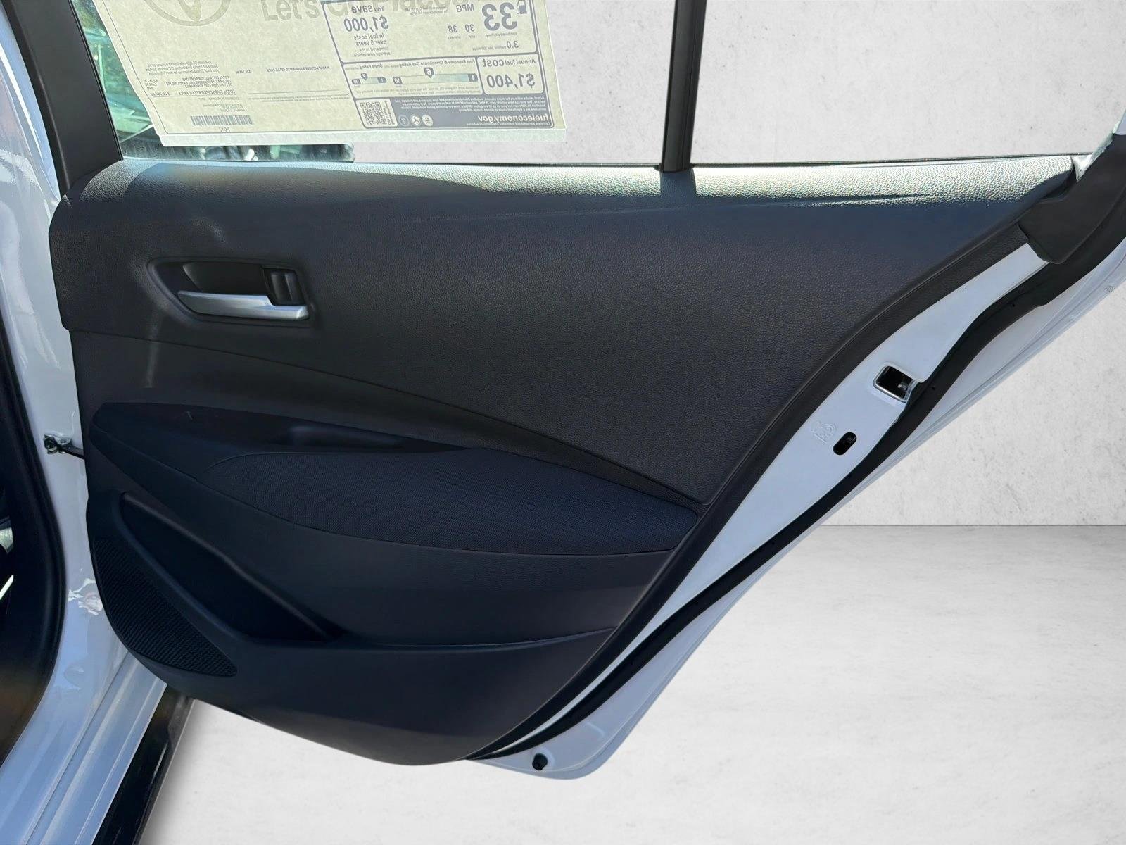 New 2027 Wind Chill Pearl Toyota SE image 16