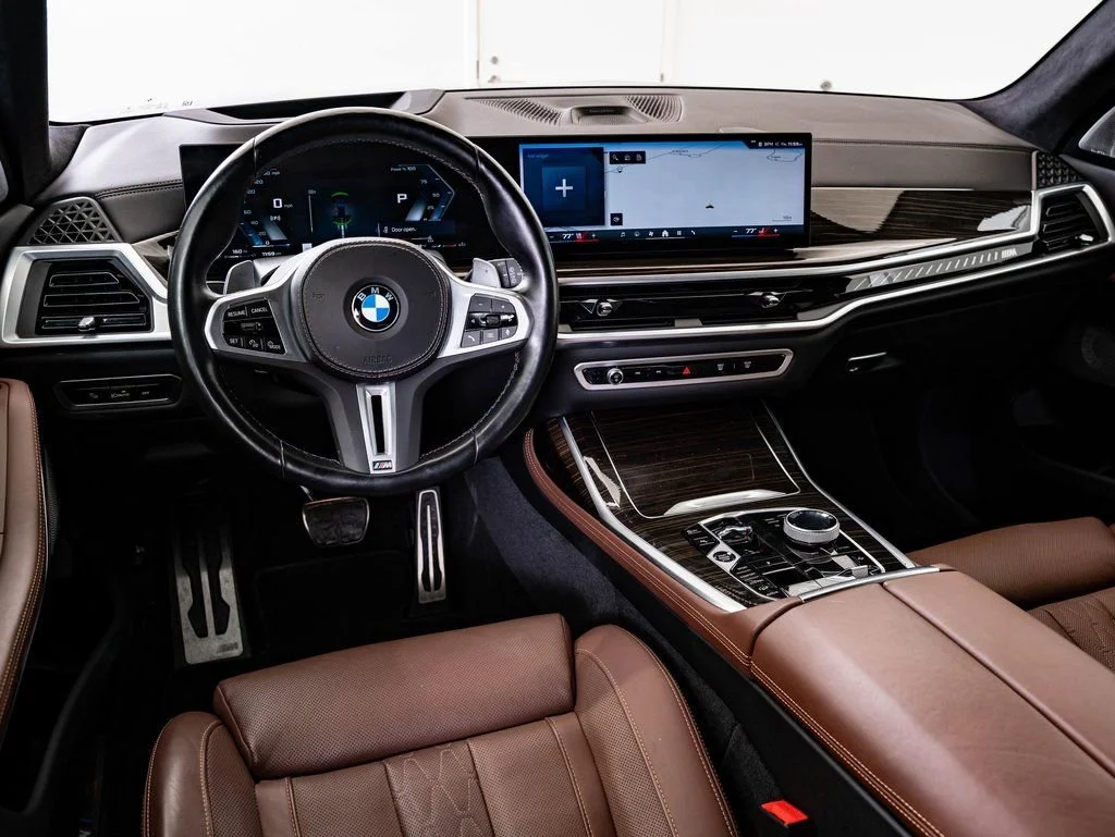 Used 2024 Avus Blue Metallic BMW M60i image 4