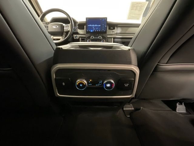 Used 2024 Black Ford XLT image 27