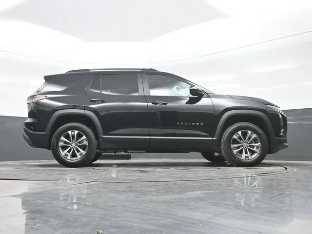 2027 Chevrolet Equinox LT - Photo 24