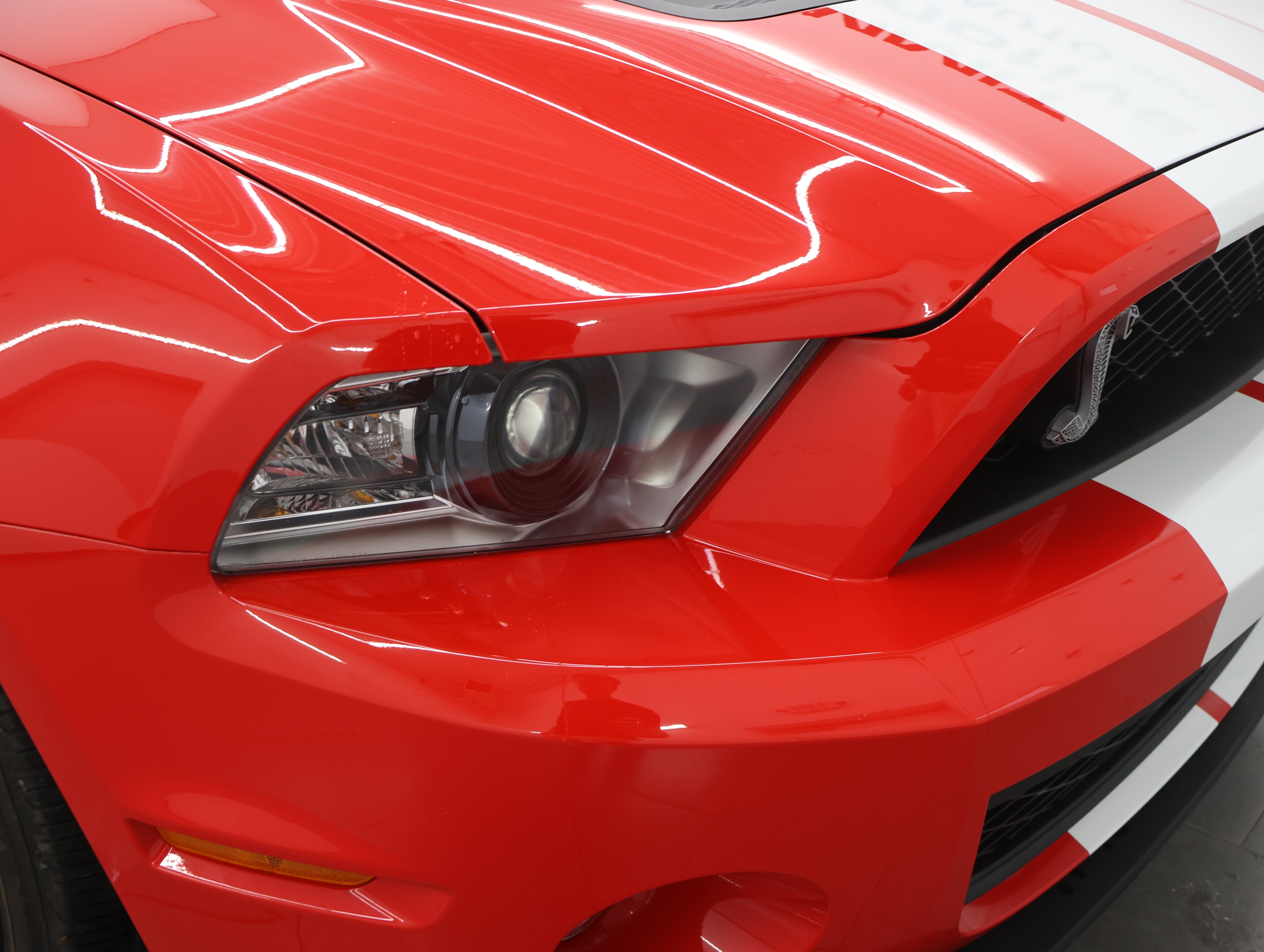 Used 2011 Race Red Ford GT500 Coupe: GT500-6 SPEED STICK-HID LIGHTS-ROUSH EXHAUST image 22