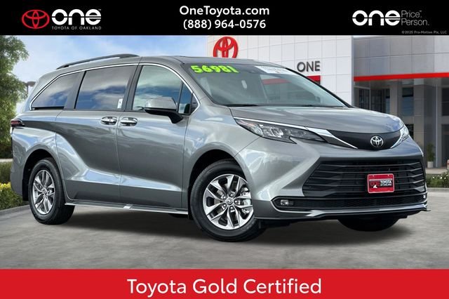 2026 Toyota Sienna XLE