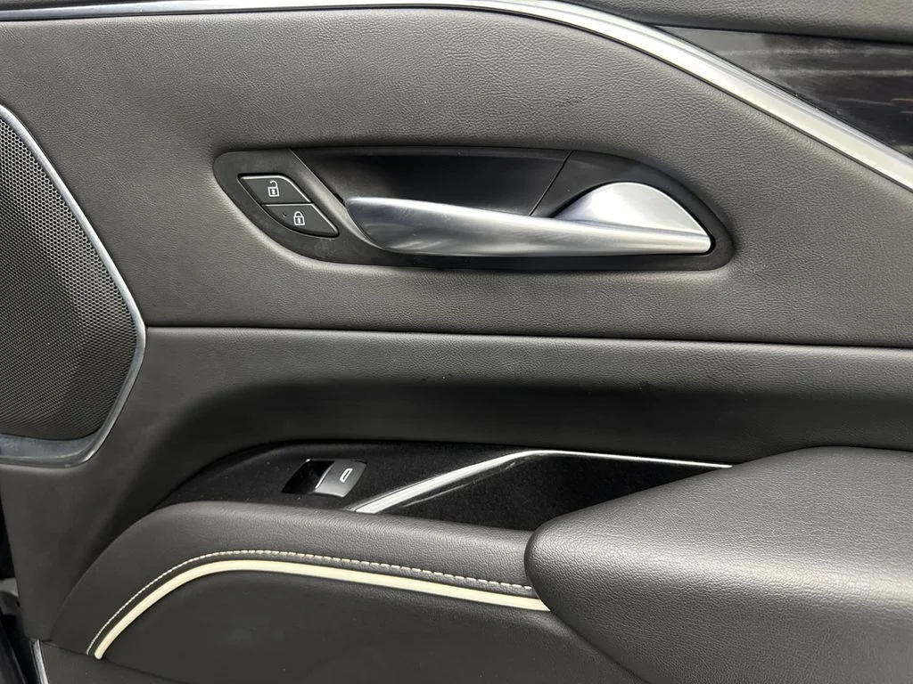 Used 2023 Black Cadillac Sport image 48