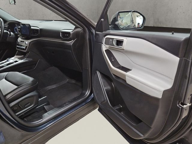 Used 2023 Blue Ford XLT image 19