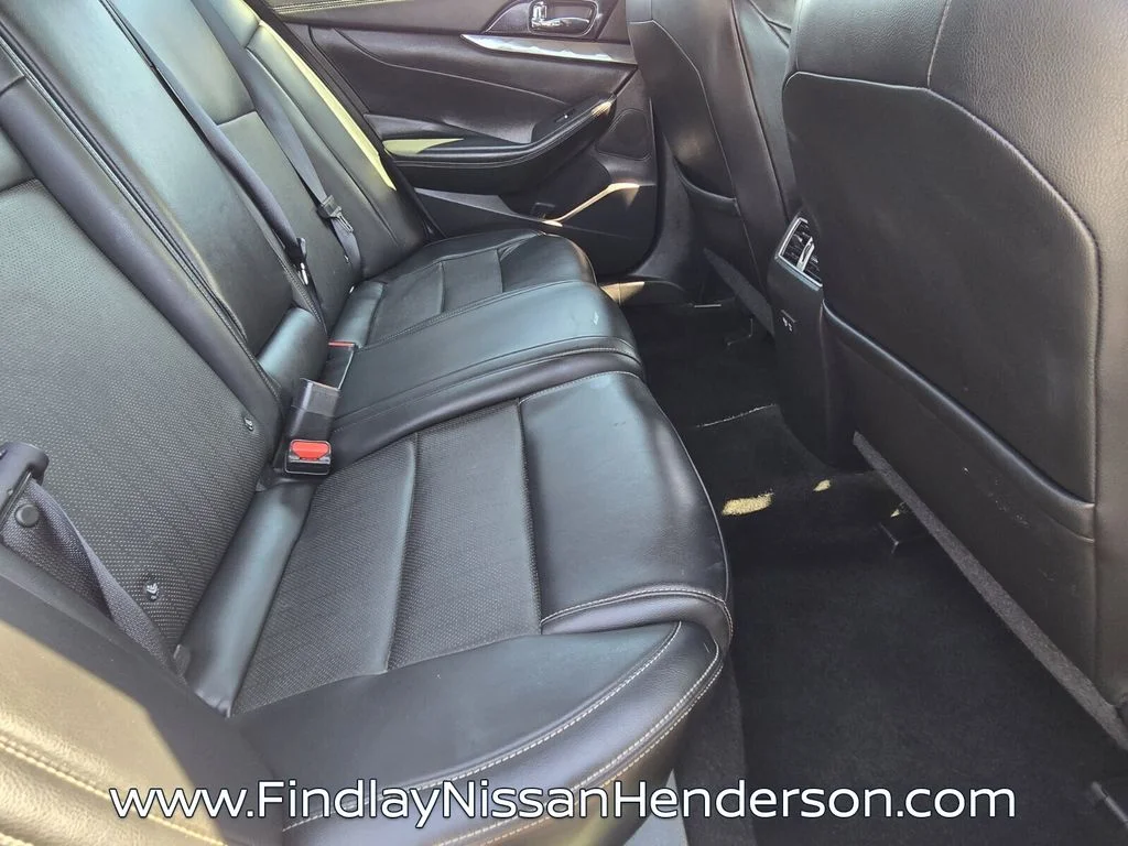 Certified Used 2021 Silver Nissan SV image 15