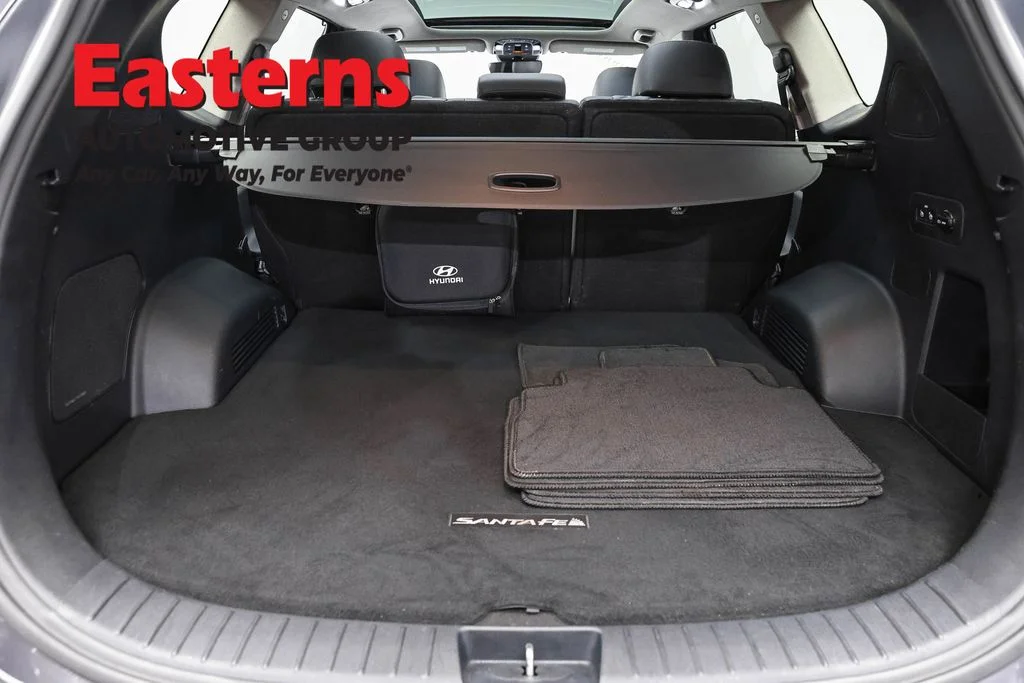 Used 2022 Gray Hyundai Limited image 9