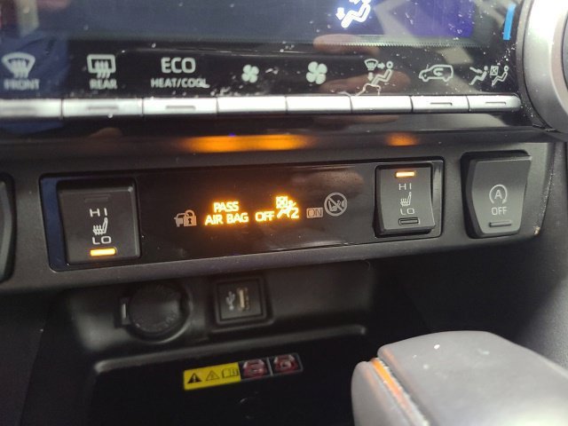 Certified Used 2024 Pearl Toyota XLE Premium image 35