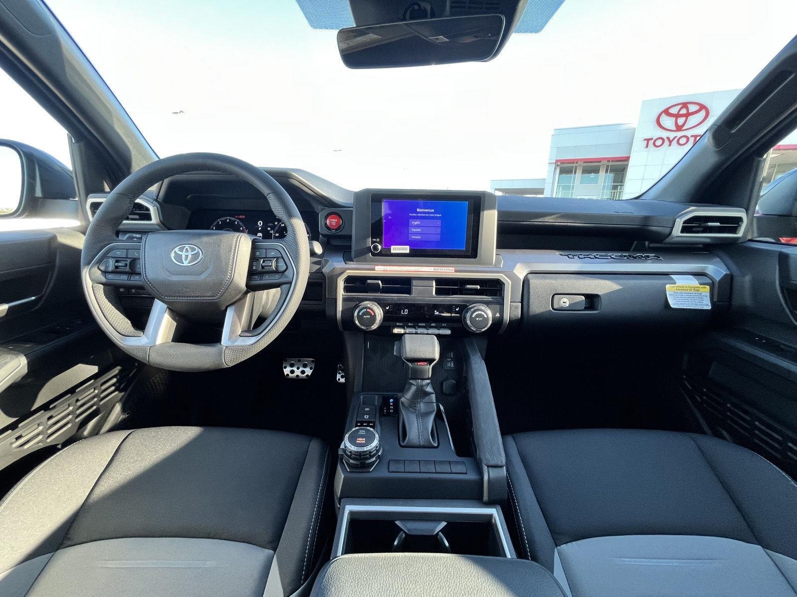 2025 Toyota Tacoma TRD Sport - Photo 15