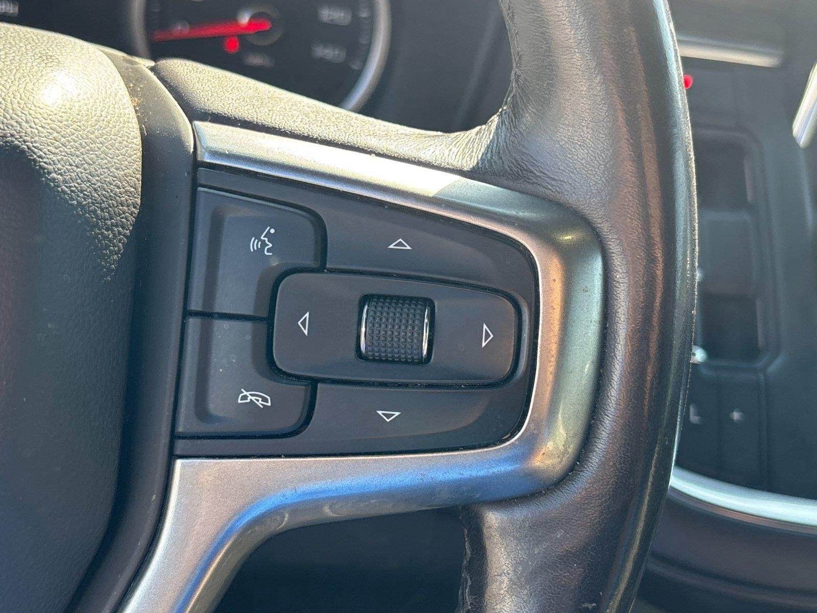 Used 2021 Shadow Gray Metallic Chevrolet Z71 image 19