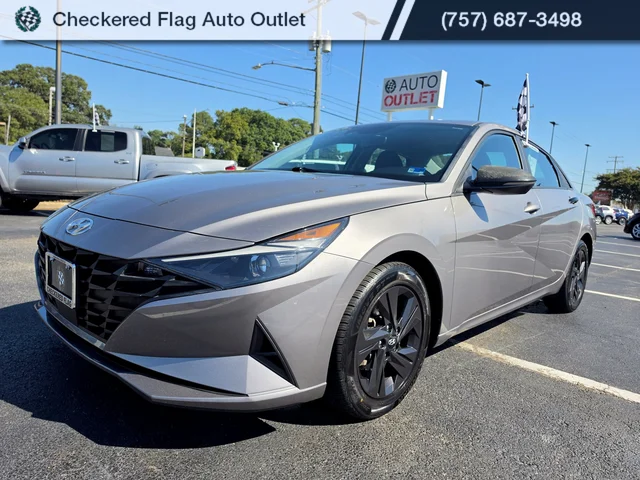 2022 Hyundai Elantra SEL