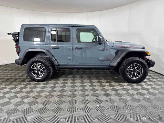 Used 2025 Gray Jeep Rubicon image 2
