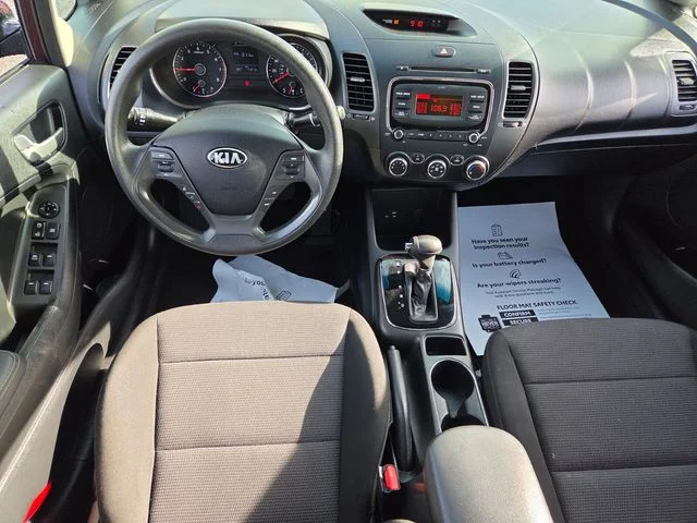 Used 2017 Red Kia LX image 8
