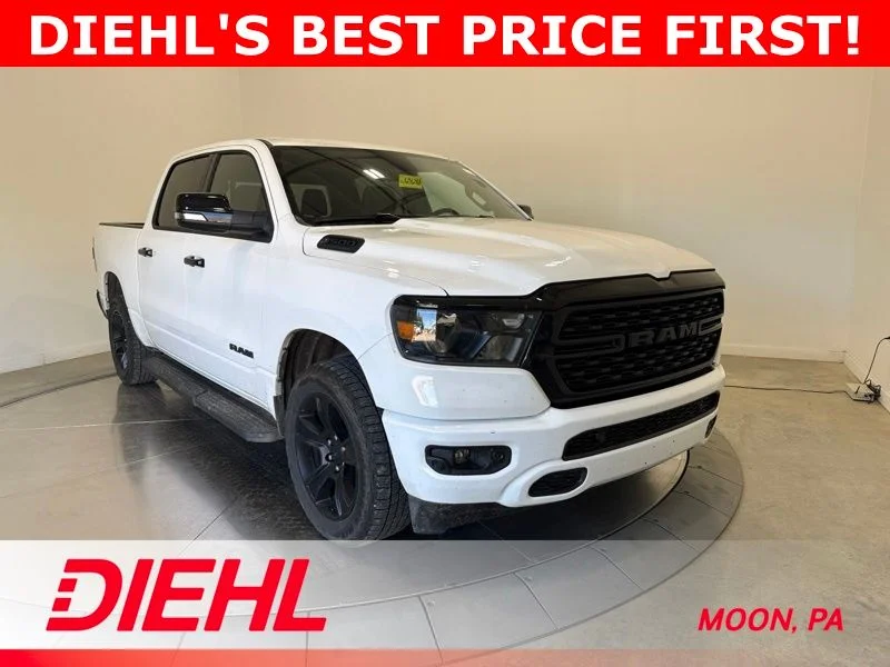 2024 RAM 1500 Big Horn/Lone Star 4x4 Crew Cab 5'7's photo