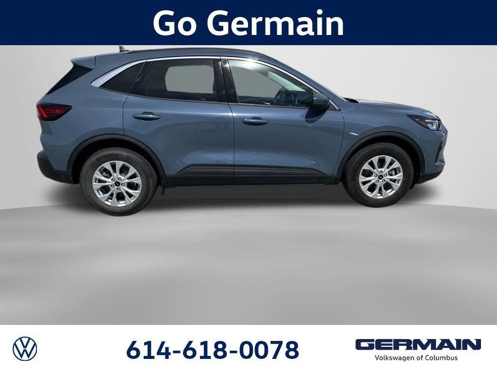 Used 2023 Blue Ford Active image 9