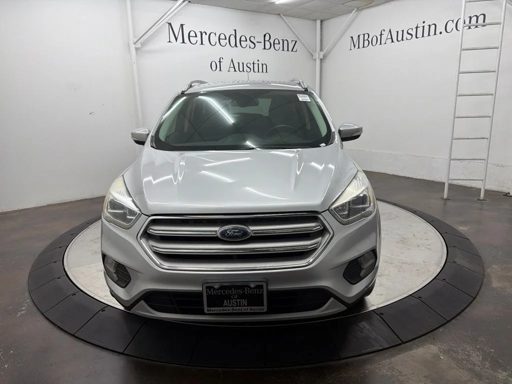 Used 2019 Silver Ford Titanium image 2