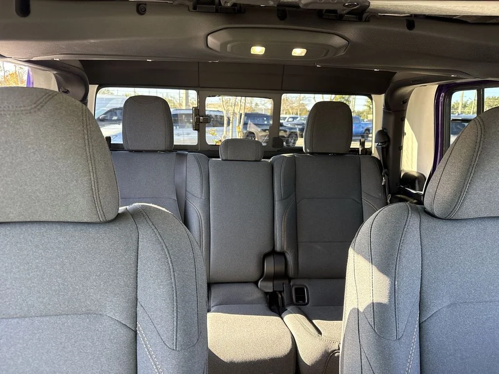 New 2026 Reign Exterior Paint Jeep Sport S image 26