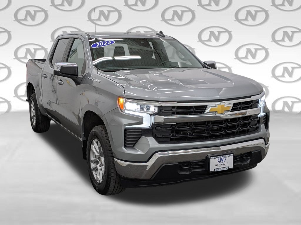 Used 2023 STERLING GRAY METALLIC Chevrolet LT image 20
