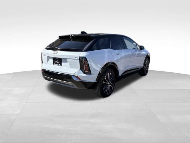 New 2027 Vibrant White Tricoat Cadillac Sport image 5
