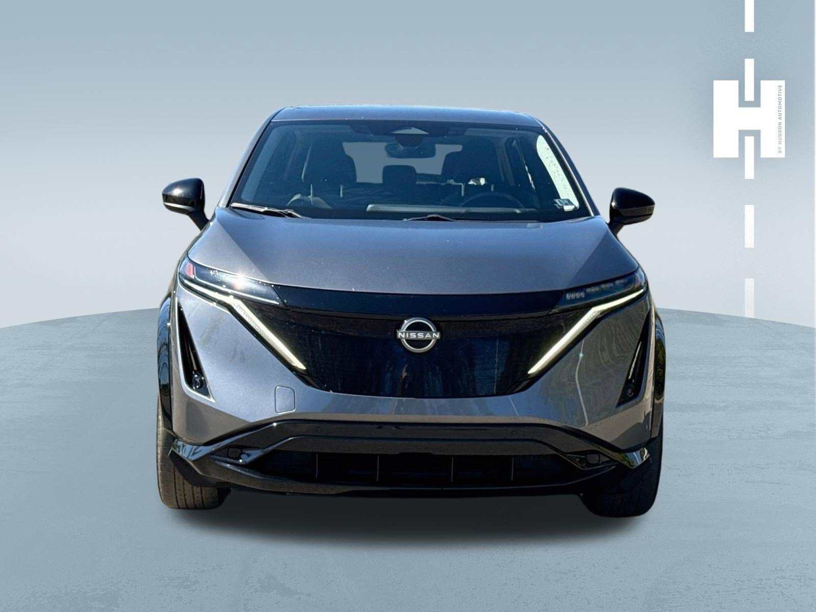 Used 2023 Gun Metallic Nissan ENGAGE image 2
