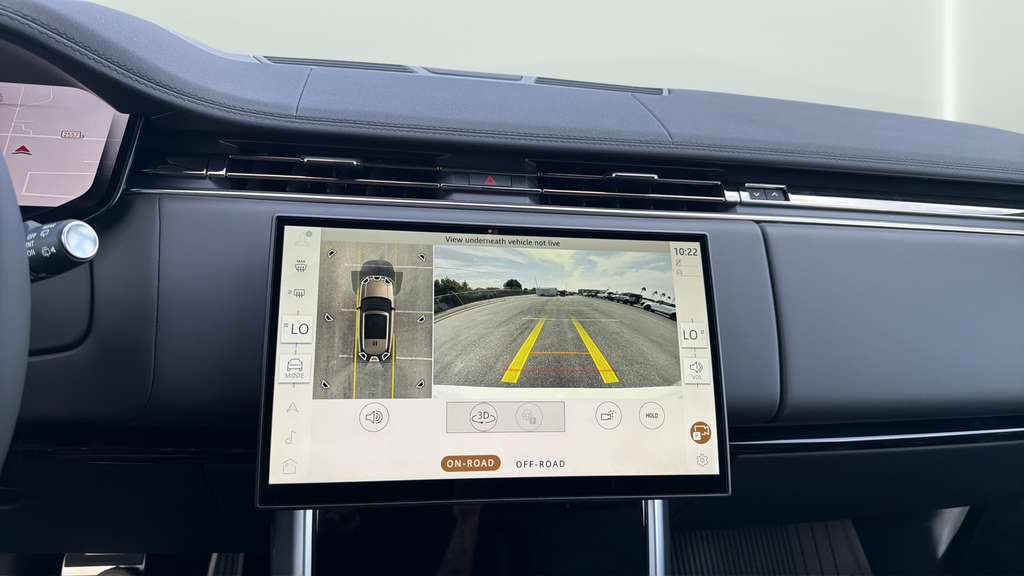 New 2026 Fuji White Land Rover SE image 23