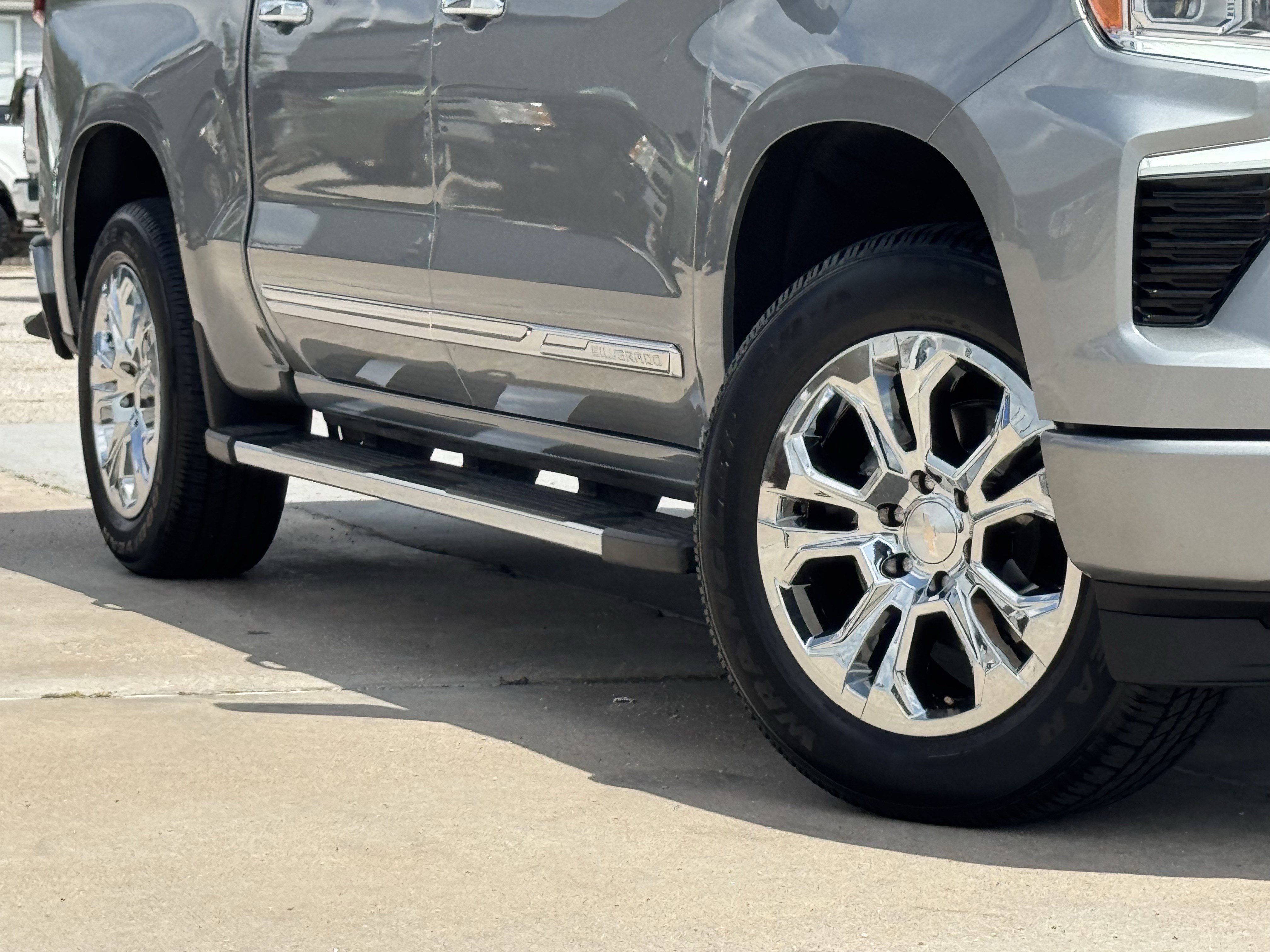 Used 2024 Sterling Gray Metallic Chevrolet High Country image 11
