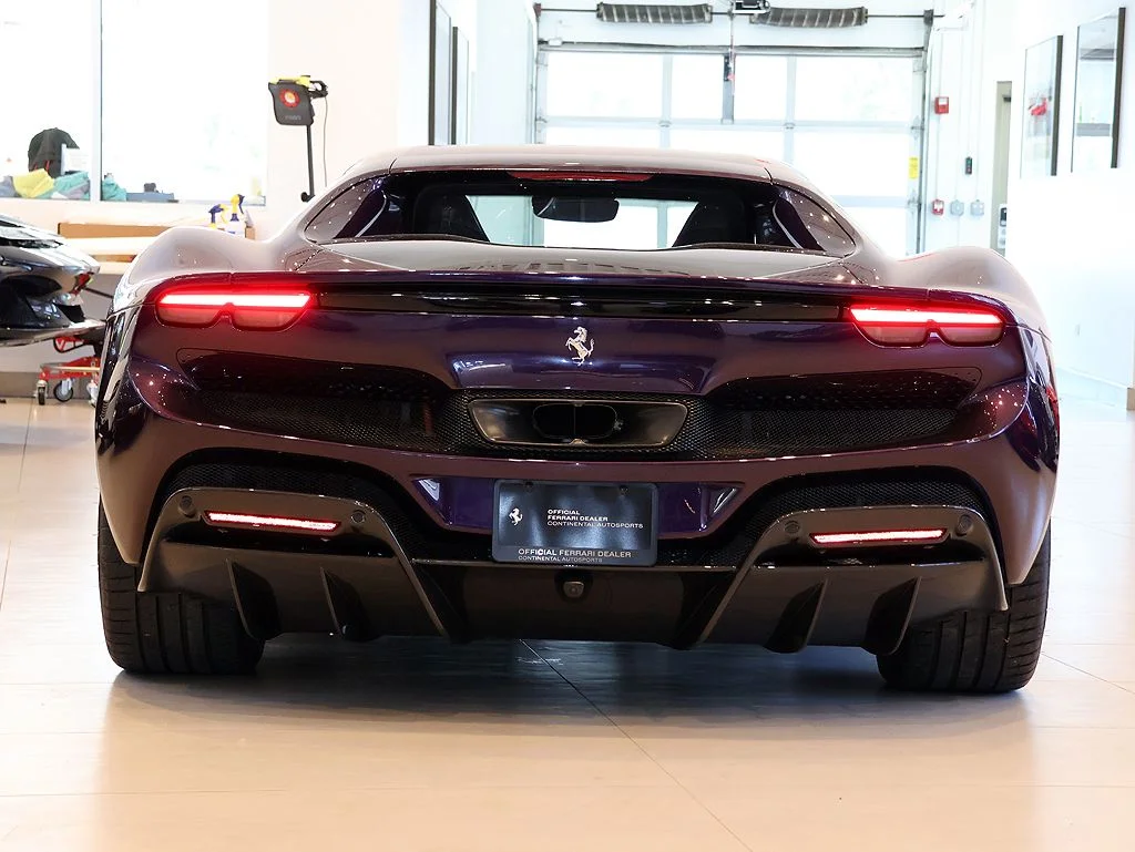 Certified Used 2025 Viola Hong Kong Ferrari  image 51