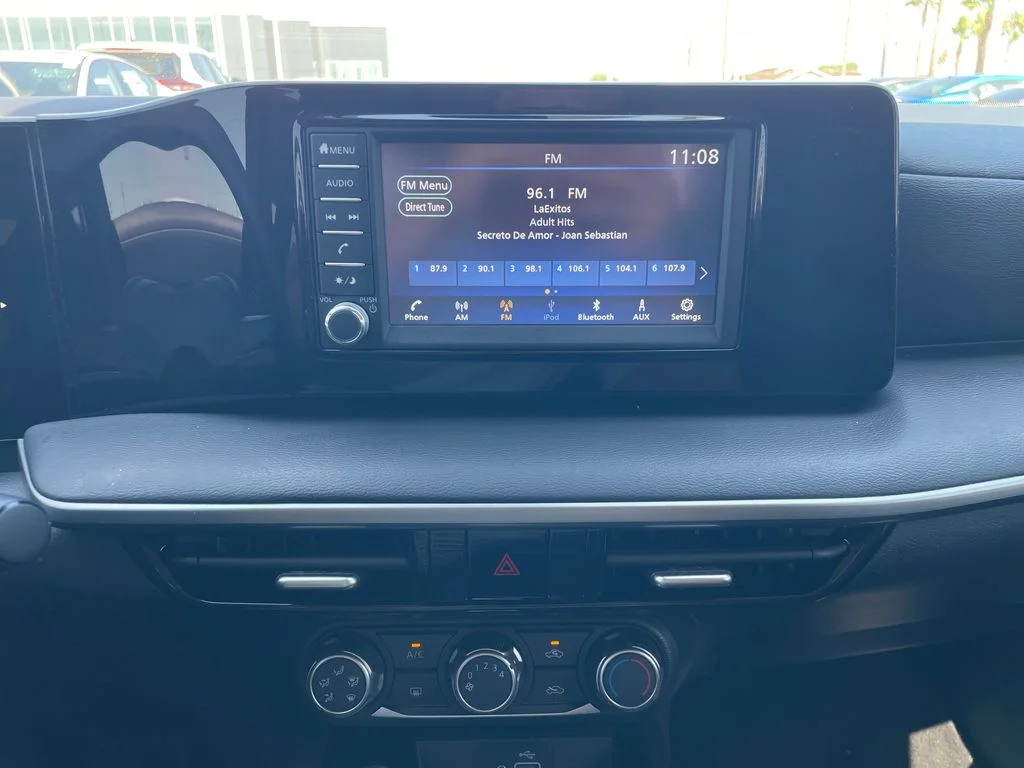 Used 2025 Blue Nissan S image 17
