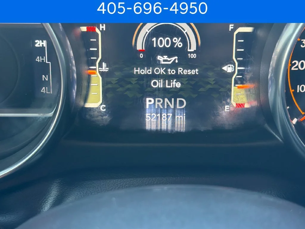 Pre-Owned 2022 Jeep Wrangler Unlimited Sahara Altitude