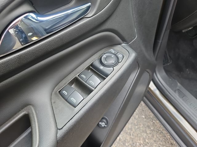2024 Chevrolet Equinox LT - Photo 12