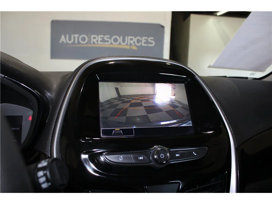 Used 2021 Nightfall Gray Chevrolet 1LT image 29