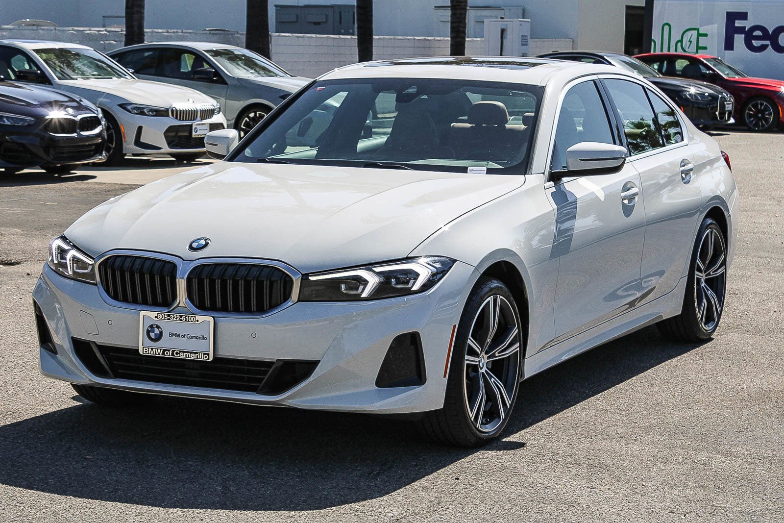 Used 2024 Alpine White BMW 330i image 3