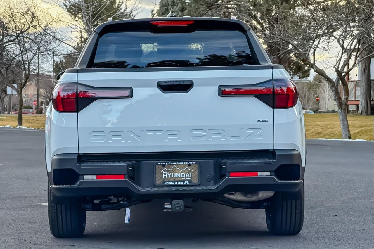 New 2026 White Hyundai SEL AWD image 5