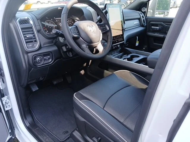 New 2026 Bright White Clear-Coat Exterior Paint RAM Laramie image 57