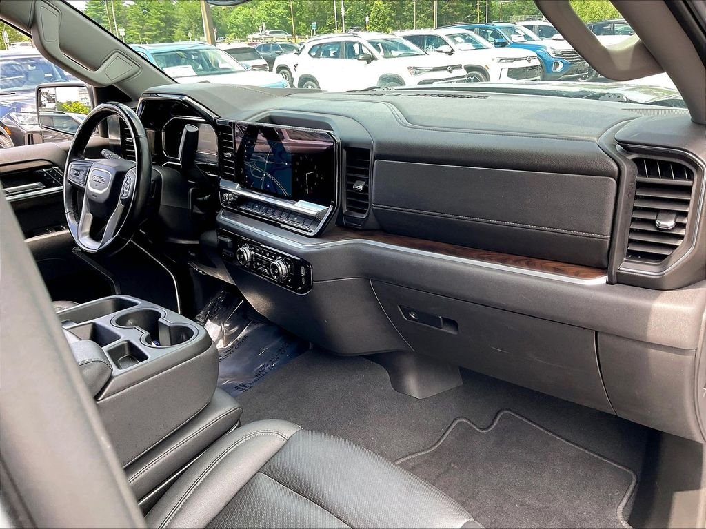 Used 2025 Sterling Metallic GMC SLT image 13