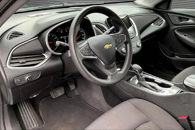Used 2025 Gray Chevrolet LT image 16